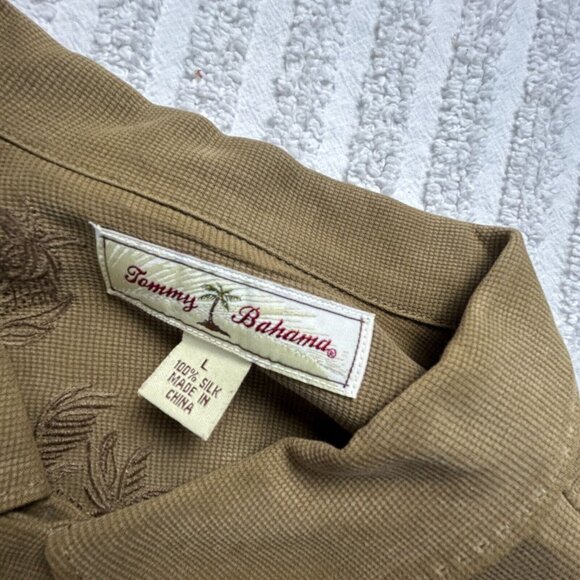 Tommy Bahama Mens Wooden Button Up Silk Camp Shirt Large Brown Short Sleeve - Picture 3 of 7